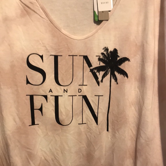Relaxing tee for Sun and Fun - Picture 2 of 6